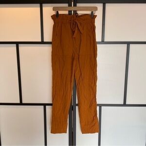 Madewell high waisted belted pants. Size Small